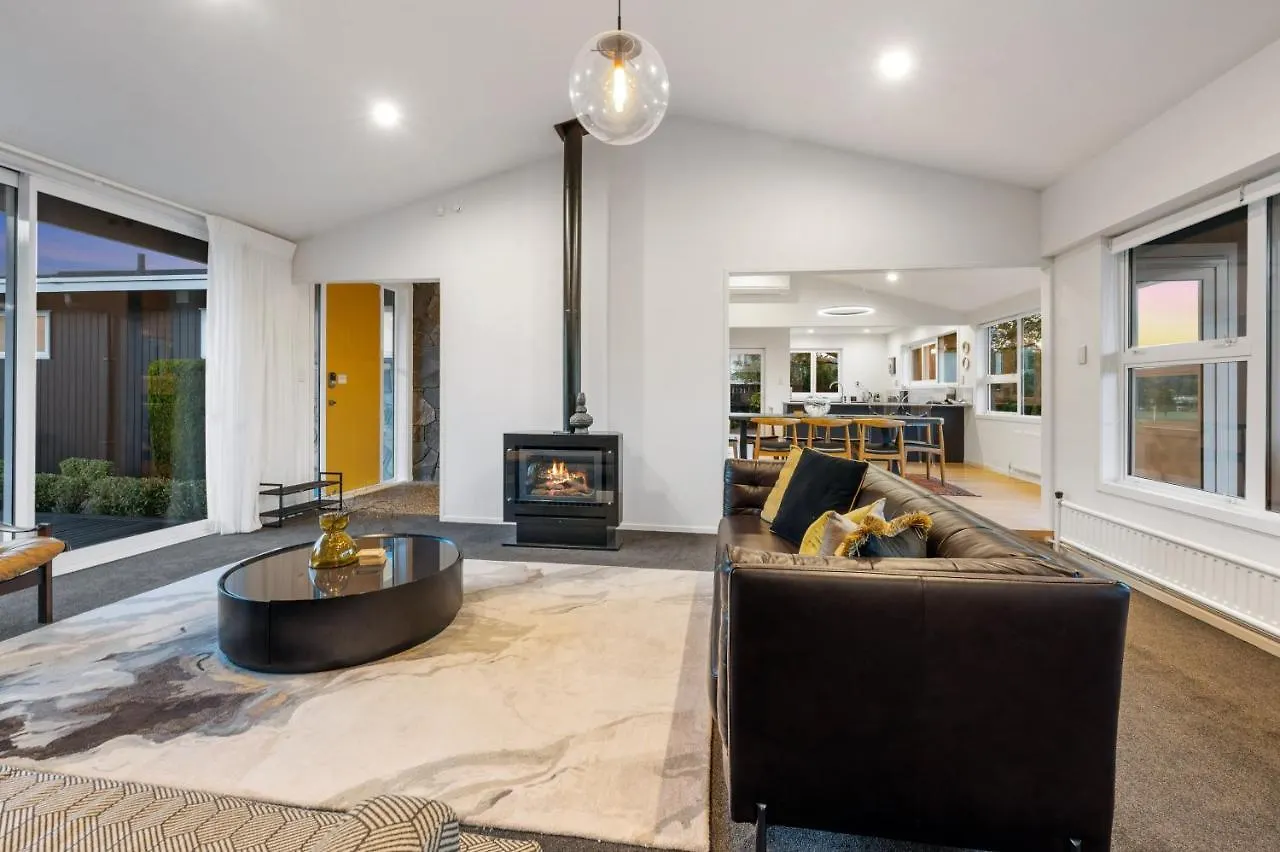 Above Par Golf Course Villa With Hot Tub 4Bd3Bth Rotorua