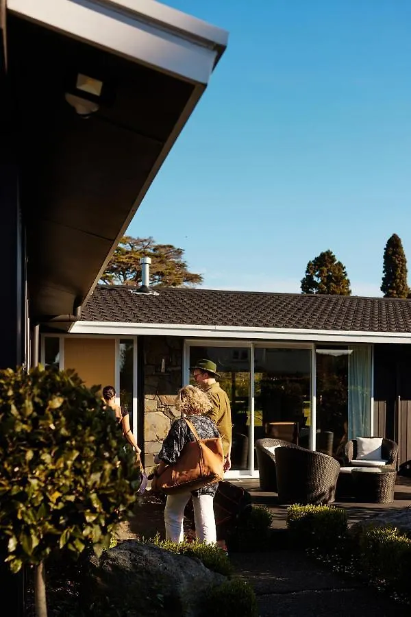 Above Par Golf Course Villa With Hot Tub 4Bd3Bth Rotorua
